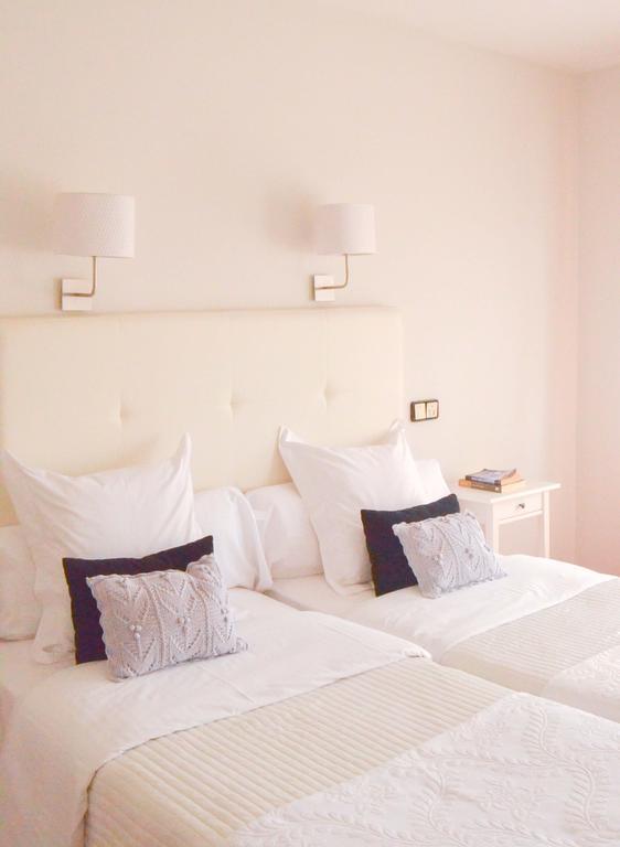 Hostal Carlos V 푸에블라 데 사나브리아 외부 사진