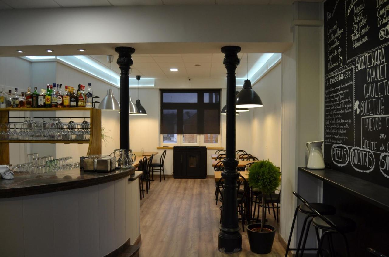 Hostal Carlos V 푸에블라 데 사나브리아 외부 사진